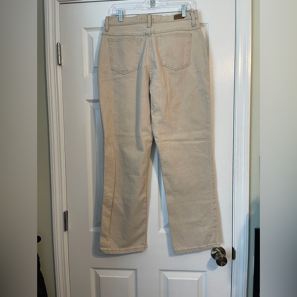 Khakis - Picture 4 of 5